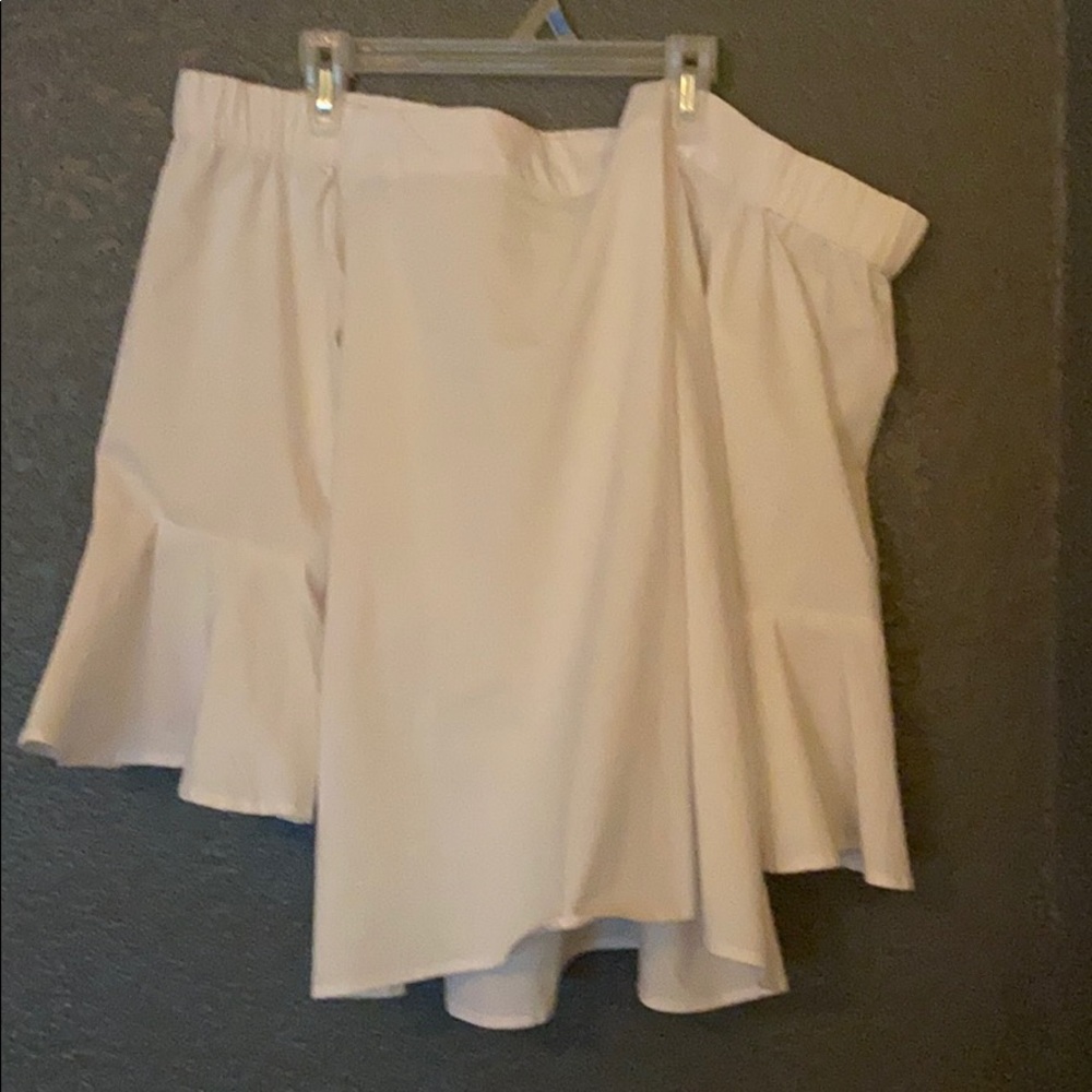 Cupio off the shoulder white top